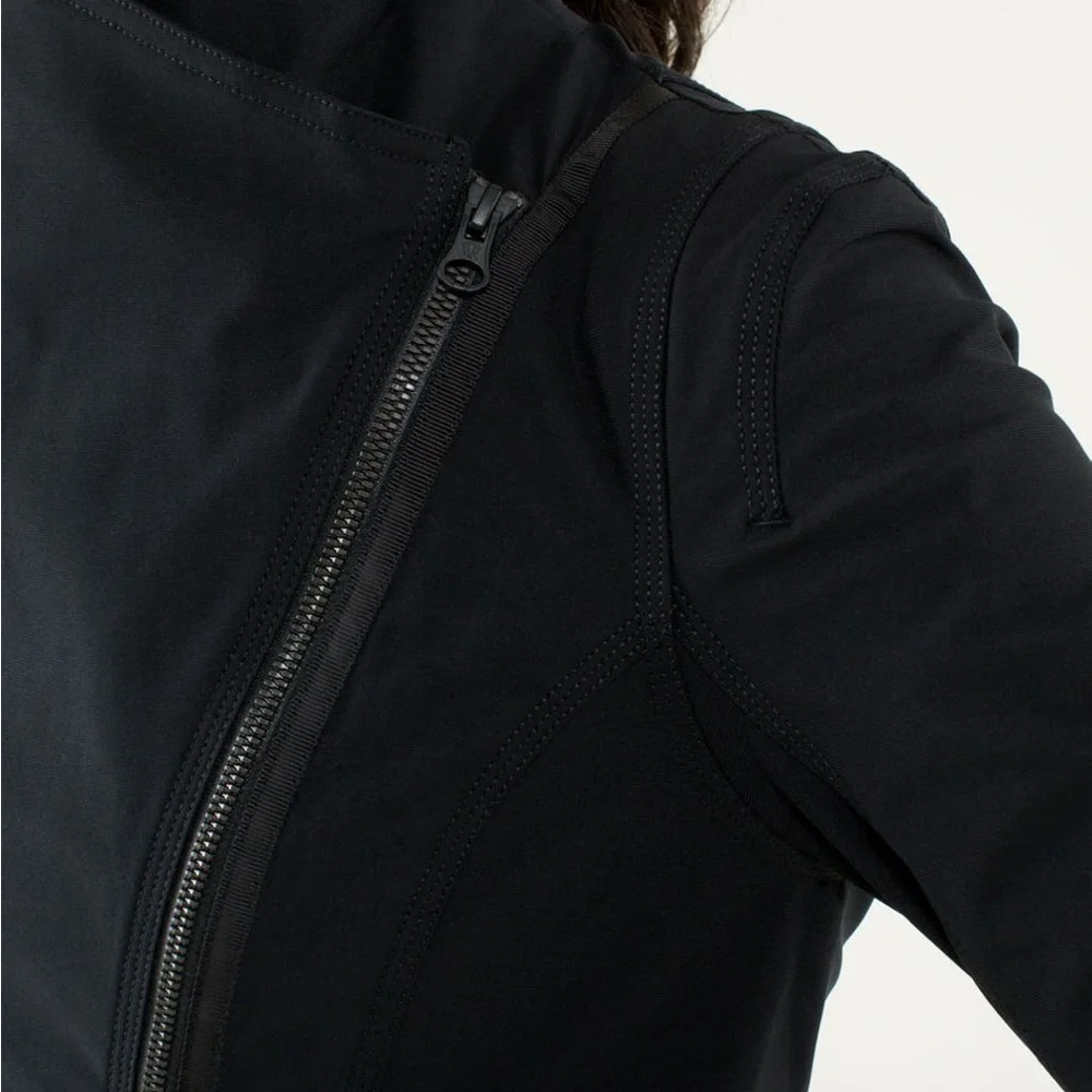 RARE Lululemon Black Urbanite Moto Asymmetrical Blazer Jacket Size 6 fantastic